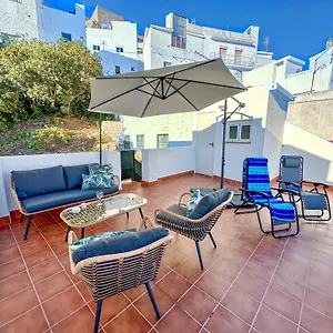 Casa Con Terraza Y Patio Privado En Salobreña